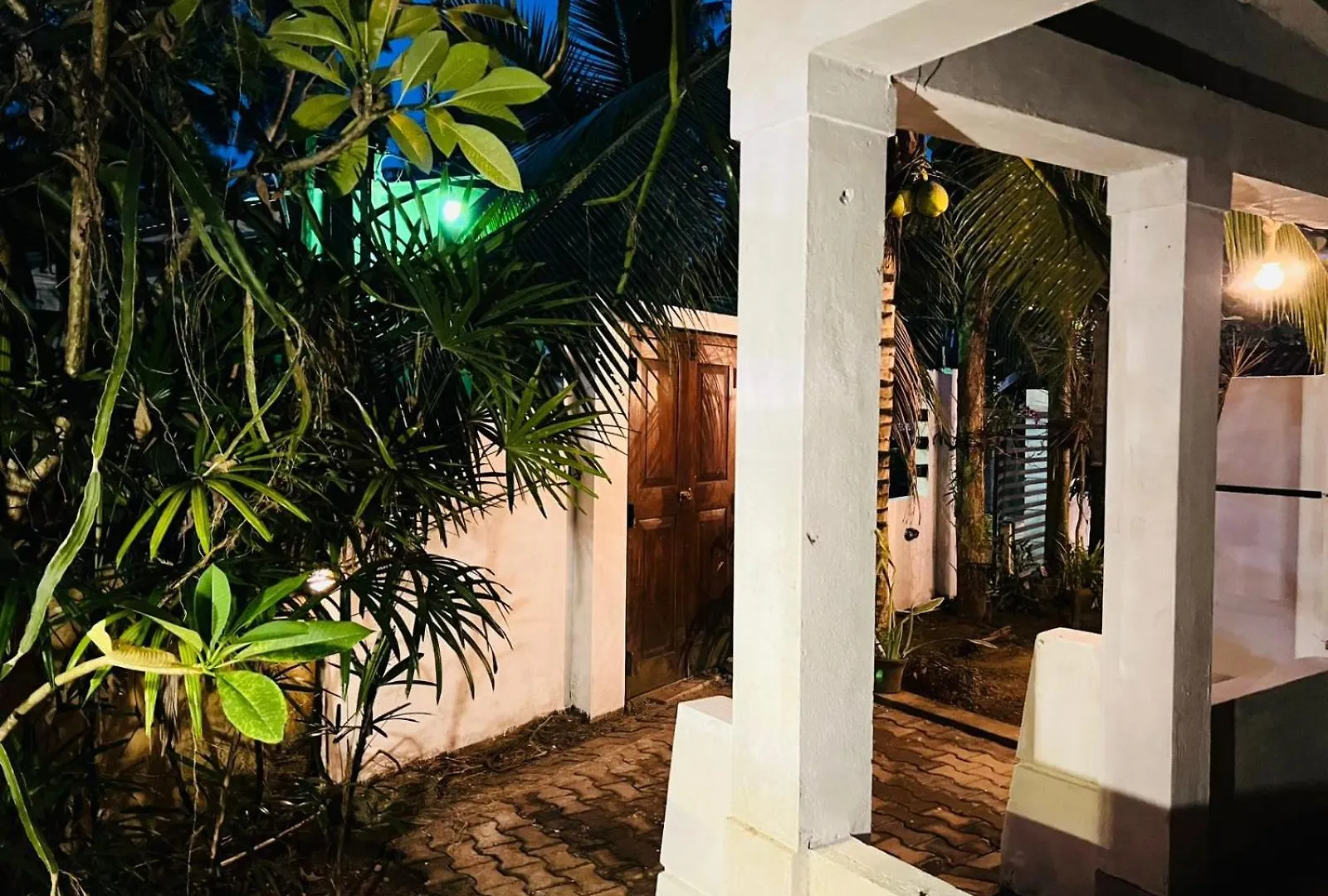 Ceylonia Airport Transit Villa Cmb Katunayake 0*,  Sri Lanka