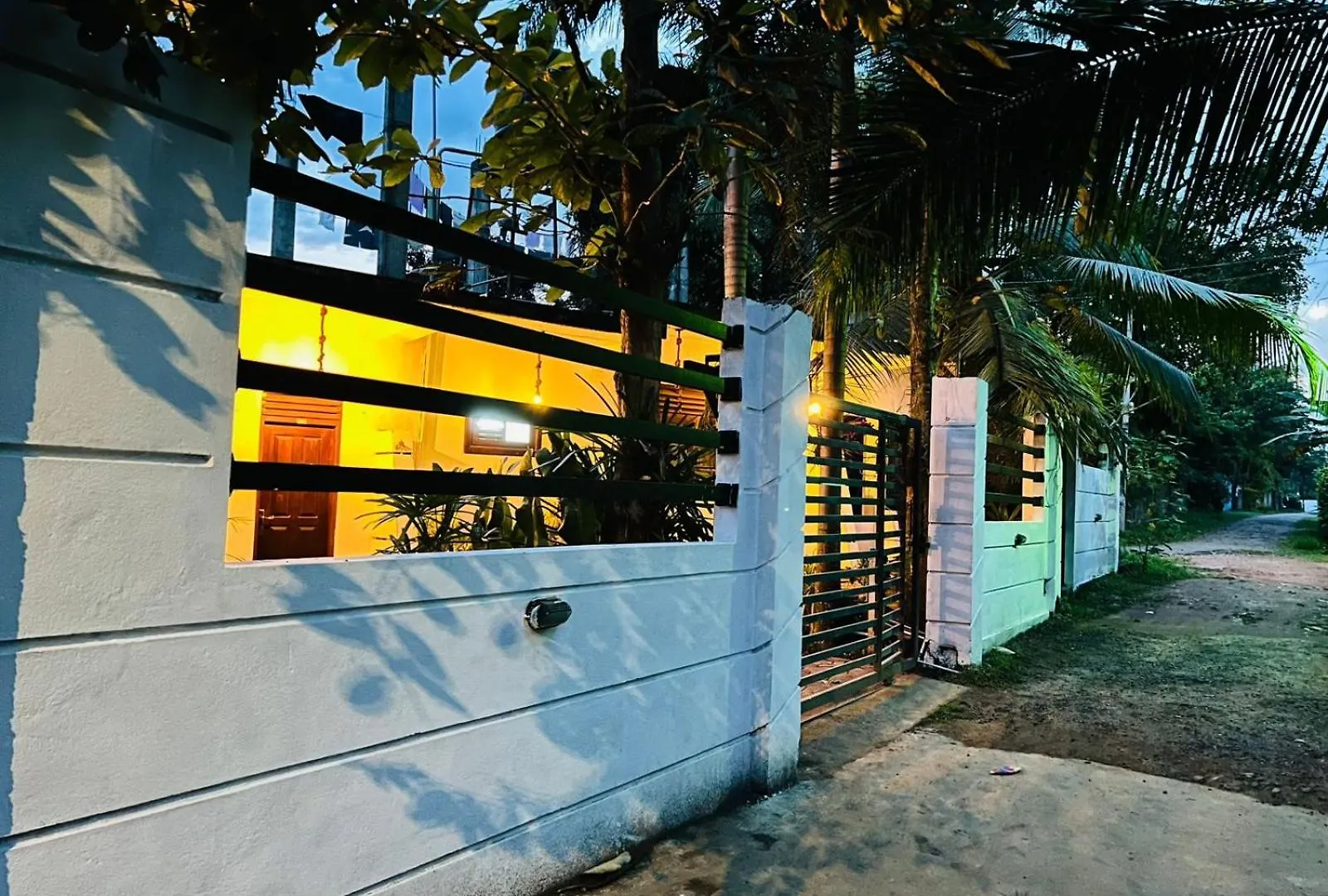 Bed & Breakfast Ceylonia Airport Transit Villa Cmb Katunayake